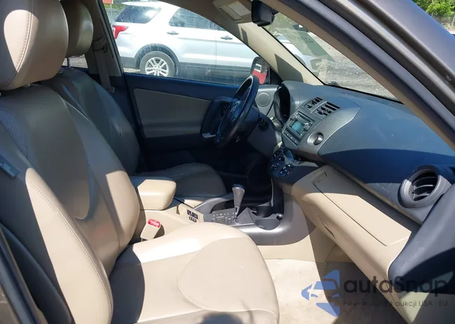 2T3DK4DVXCW075264: 42198568