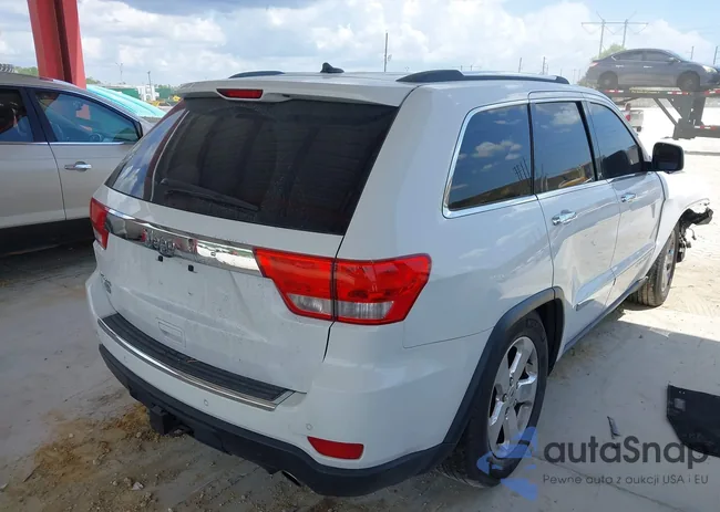 1C4RJFCT5DC642313: 42198638