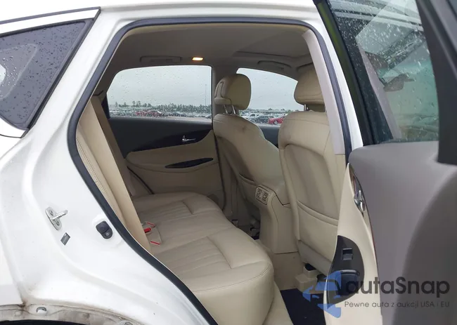 JN1AJ0HP0BM800654: 42198660