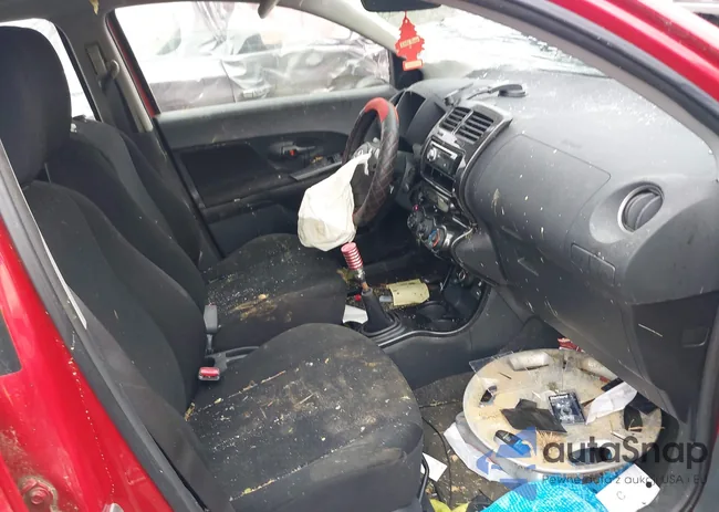 JTKKU10498J009686: 42198732