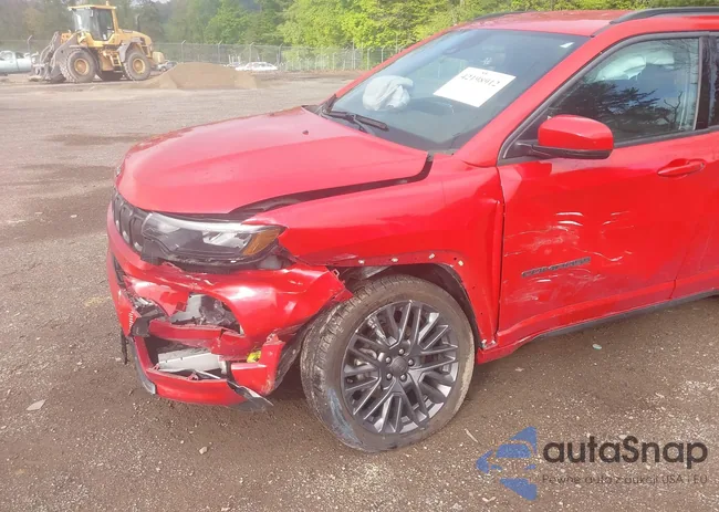 3C4NJDCB9NT136225: 42198912