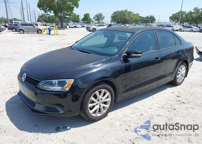 3VWBX7AJ7CM028283: 42199009