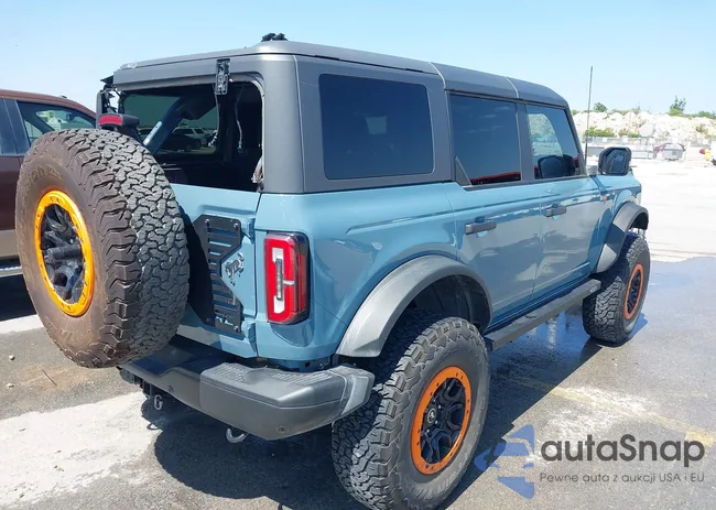 1FMEE5DP5NLA90680: 42198160