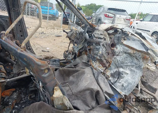 5J6RE3H4XBL018826: 42198205