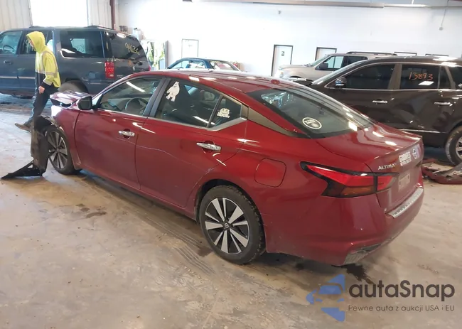 1N4BL4DV8NN417699: 42198230