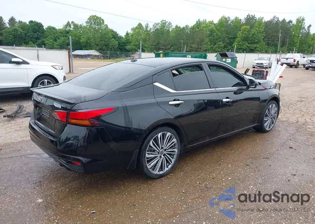 1N4BL4EV3RN356816: 42198288