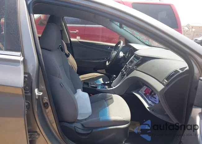 5NPEB4AC8EH817727: 42198317