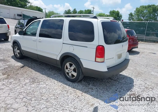 1GMDV33L45D270886: 42198328