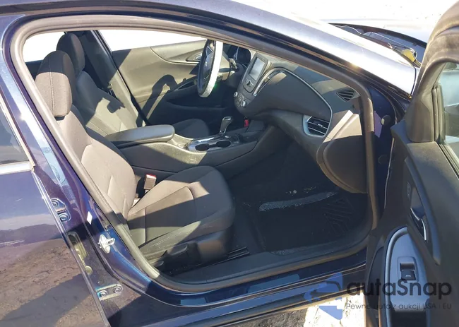 1G1ZC5ST1HF151952: 42198330