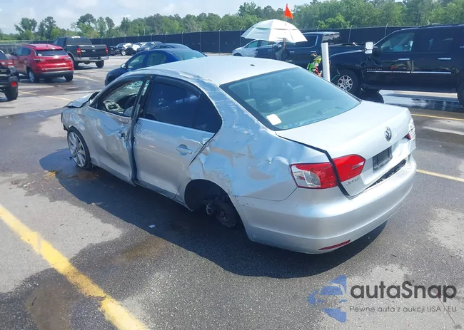 3VWDX7AJXDM455340: 42198360