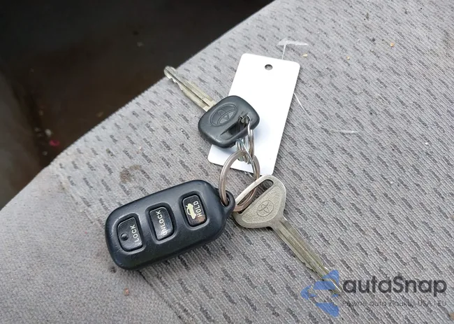 4T1BE32K94U834319: 42198411