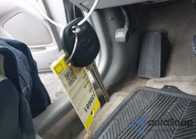 4T1BF30K45U607301: 42199532