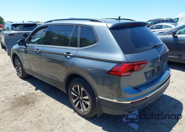 3VVRB7AX5RM142006: 42199560