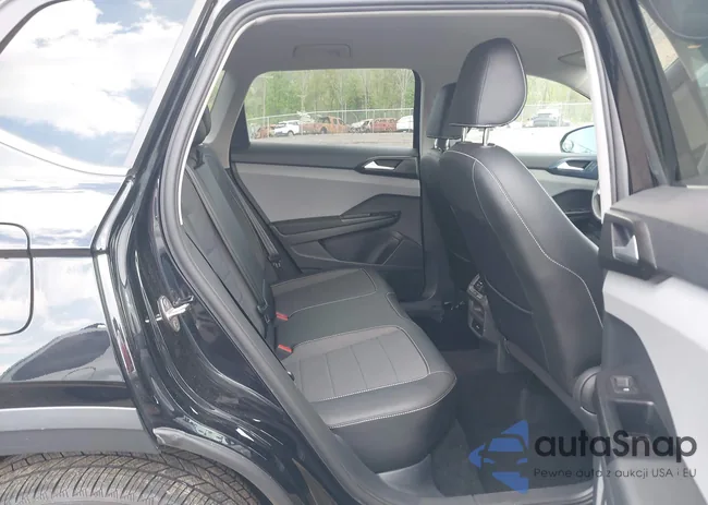 3VVWX7B24NM049589: 42199589