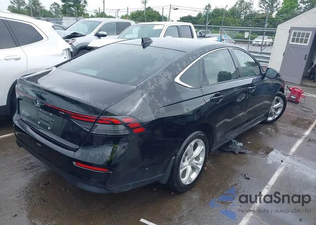 1HGCY1F28RA062436: 42199606