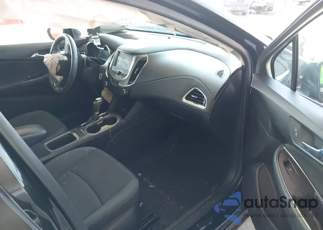 1G1BE5SM3J7134963: 42199646