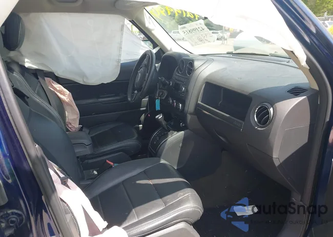 1C4NJRFB3GD745215: 42199815