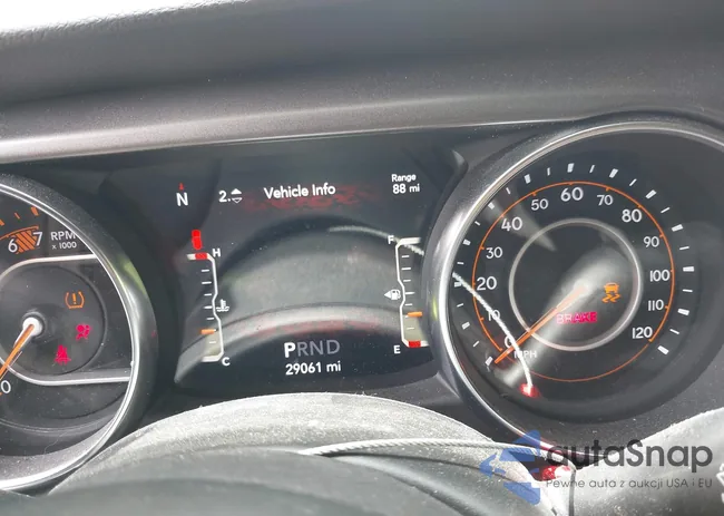 1C4HJXDN0PW511682: 42199890