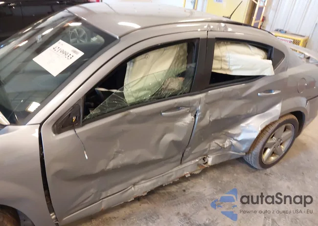 1C3CDZAB0EN126282: 42199933