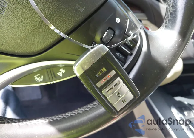 5J8YD3H37JL007178: 42200016