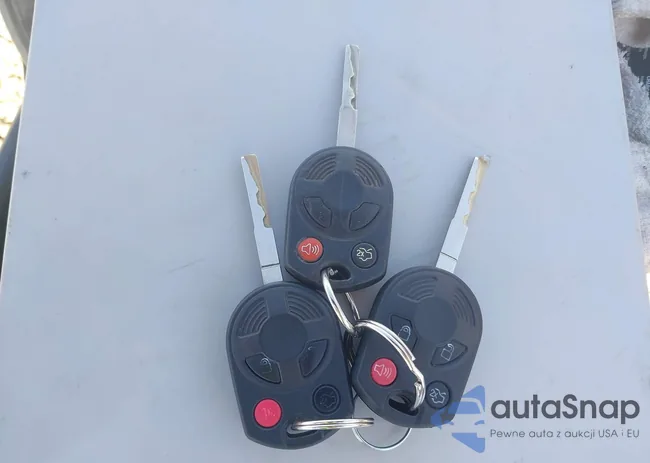 1FADP3F28DL178210: 42199073