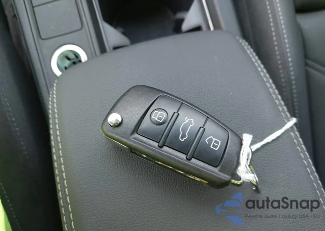 WA1EECF33L1052774: 42199200