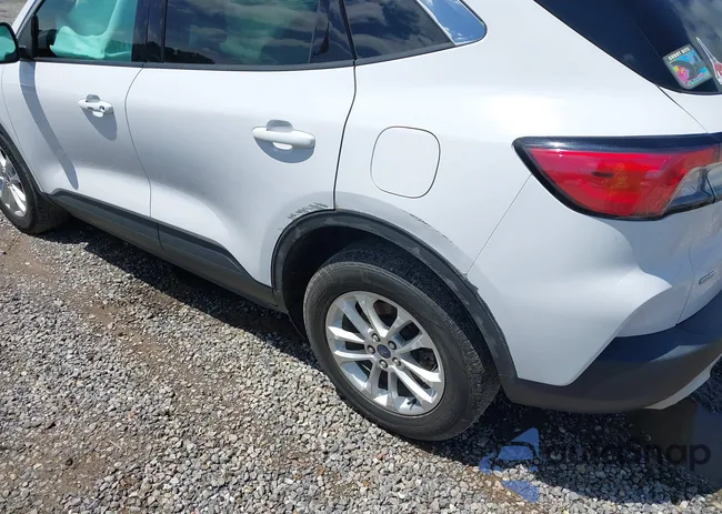 1FMCU9G61LUA92700: 42199228