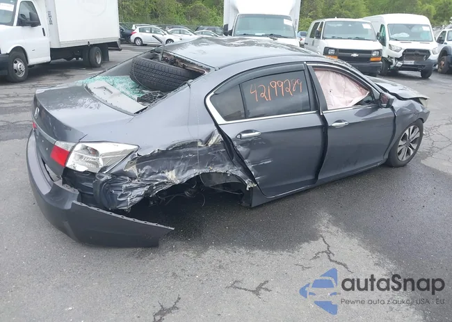 1HGCR2F3XDA070431: 42199289