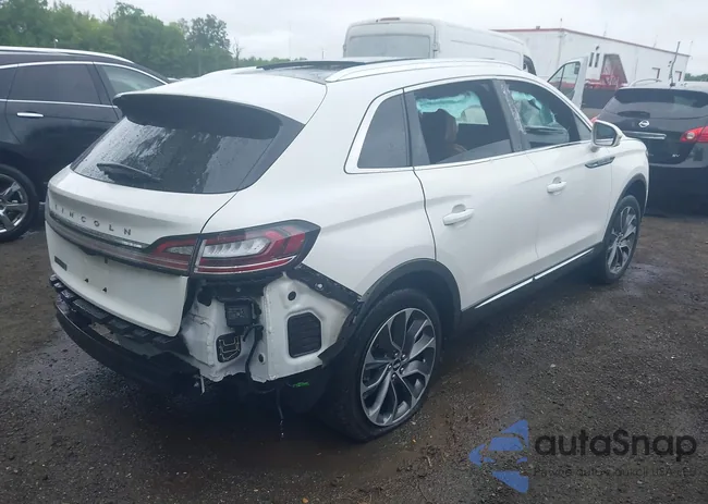 2LMPJ8K9XNBL08773: 42199407