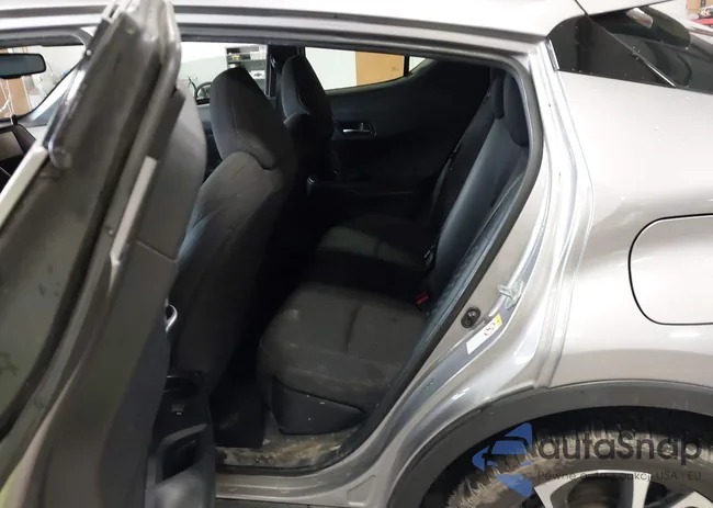 NMTKHMBX0JR039509: 42200427