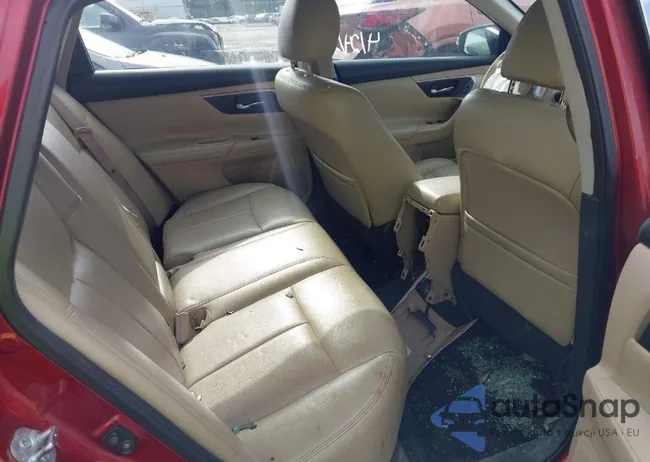 1N4AL3AP0FC150373: 42200731