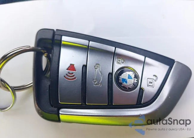 WBAJB9C58JB036578: 42200843