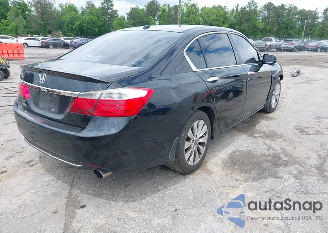 1HGCR2F82DA100596: 42200926