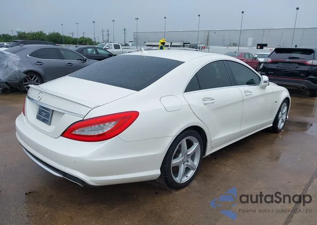 WDDLJ7DB7CA011466: 42200933