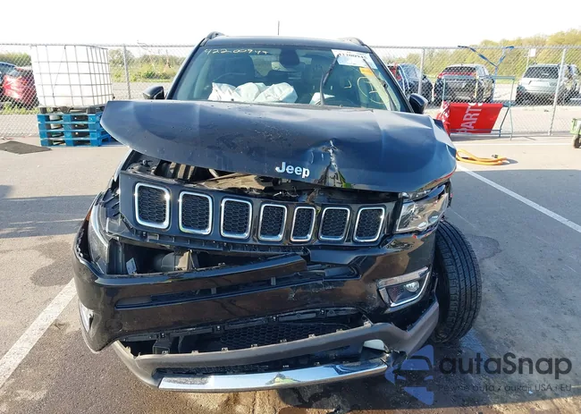 3C4NJDCB7KT622852: 42200945