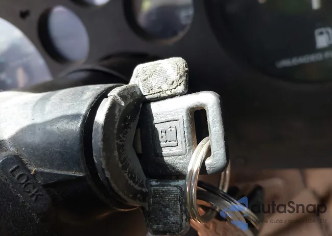 1G1FP31H8HN151798: 42200987