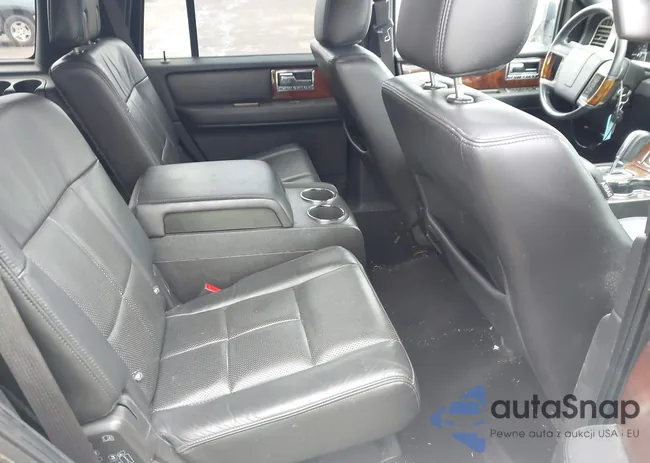 5LMJJ2J52EEL01086: 42200228