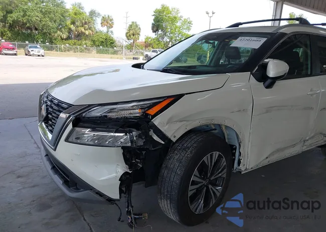 JN8BT3BA6NW042902: 42201609