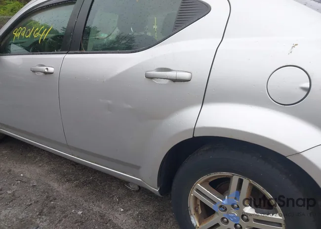 1B3CC5FB2AN176824: 42201641