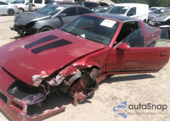 1G1FP87F3FN168282: 42201711