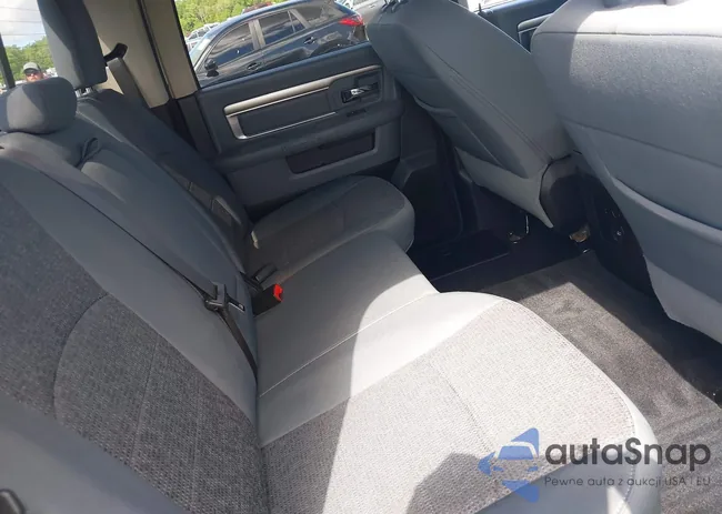 1C6RR7TT6GS239117: 42201853