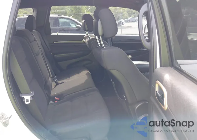 1C4RJEAG7HC929917: 42201857