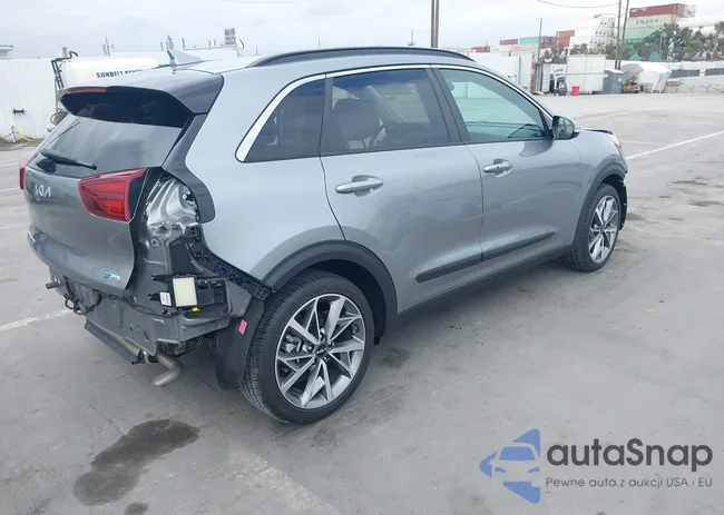 KNDCC3LCXN5537173: 42201899