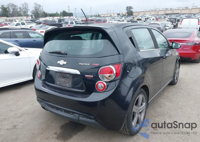 1G1JH6SB6F4173661: 42201986