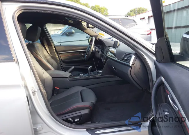 WBA8E9G59GNU28461: 42201195