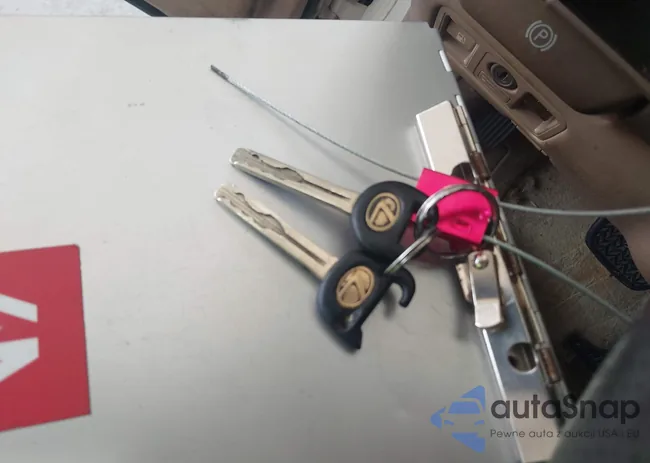 JT8BH22F8T0059072: 42201231