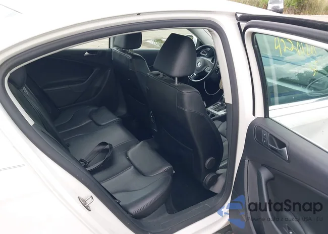 WVWJM7AN6AP051233: 42201281