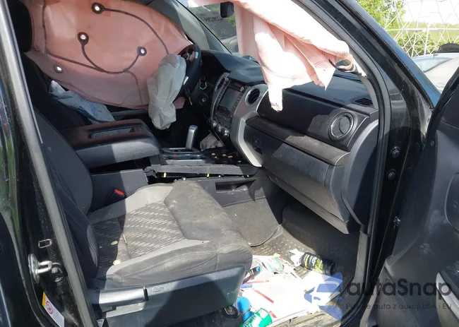 5TFDW5F15JX766487: 42201299