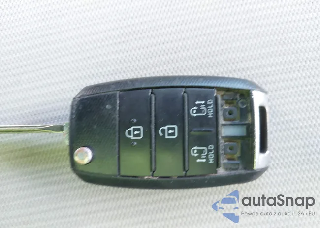 KNDMB5C19F6071751: 42201320