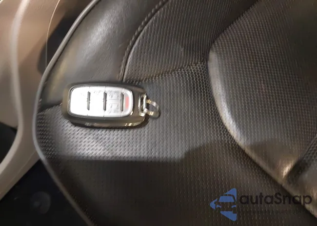 2C4RC1GG1KR741872: 42201324